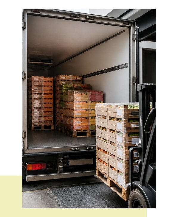 Перевозка сельхозпродукции на паллетах с доставкой в Октябрьского